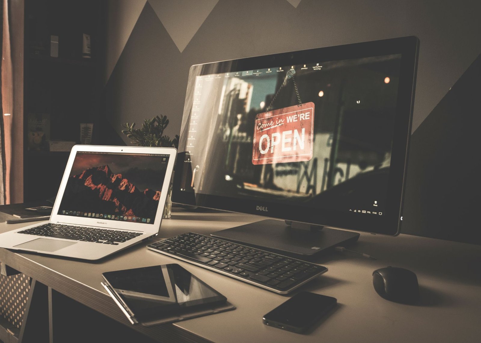 Image of computer equipment